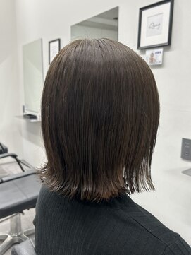 アルター(aL ter) グレージュカラー［イメチェン/外ハネボブ/鎌取/市川いづみ］