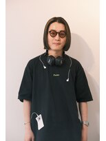 フェイヴィーズ(FavyS)&nbsp;メンズボブ センターパート ハイライトカラー 金髪