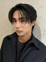 センターパートニュアンスパーマ