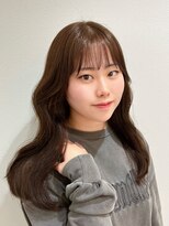 アフロートフクオカ(AFLOAT FUKUOKA)&nbsp;20代ぱっつん前髪で結んでもかわいいフェイスレイヤー