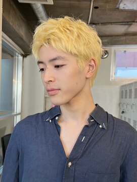 バイフィフス 原宿/表参道(by fifth) ミルクティーベージュダブルカラー韓国風メンズセンターパート