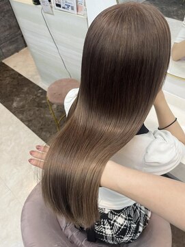 ラビス(Lovis) ミディアム/暗めカラー/デザインカラー/フェイスフレーミング