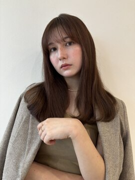 ユーフォリア 青山(Euphoria) 柔らか質感 ロングレイヤー 透明感カラー 小顔カット