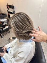 ブレンド 渋谷(BLend)&nbsp;ハイライトカラーミディアムバタフライカットデザインカラー