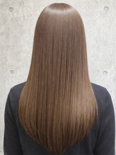 レニア(RENIA) 艶髪ベージュ