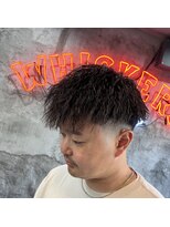 ウィスカーズ(Whiskers)&nbsp;スキンフェード×パイルツイスト