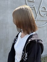 アン アイズ(ann EYES)&nbsp;ルーツカラーを活かしたベージュ！