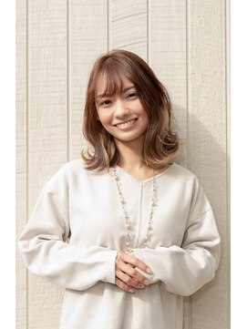 ウーラ 三条店(uura) インナーカラー×ベージュ　ワンポイントボブ♪