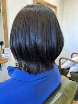 フィカ(Fika) ボブウルフ ショート 外ハネ