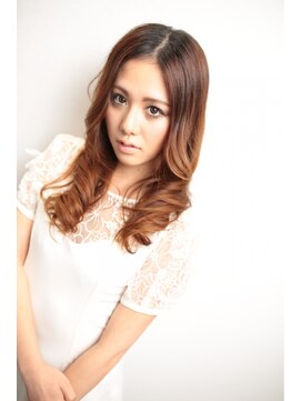 オーバーキャプテンネイキッド(OVER CAPTAIN NAKED) 冬のお嬢様風♪毛先厚めロング×グラデカラー