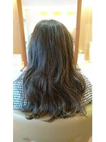 カームヘアー(Calm hair)&nbsp;マットベージュ系のツヤカラー