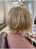 ダブルカラー × ホワイトベージ