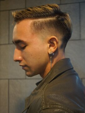 ソラーナ(SOLANA) 【王道フェード】七三パート☆スキンフェード  担当 贄川卓也