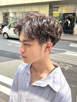 テトラ バイ ネオリーブ 横浜西口店(tetra by neolive)&nbsp;メンズパーマ ハイライト 波巻きスパイラルパーマ