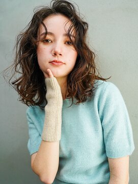 カンナ(Canna) ベビーバング/外ハネボブ/ペールベージュ/髪質改善/TOKIO/20代