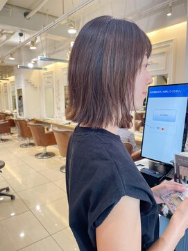 ネオリーブアイム 横浜西口店(Neolive aim) 結べる、切りっぱなしボブ 【横浜】