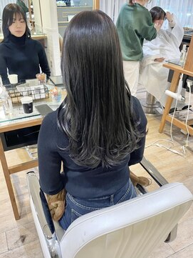 ネオリーブ チロル 横浜西口店(Neolive CiroL.) 透明感カラー　アッシュグレージュ　ロングレイヤー