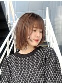 顔まわりのレイヤーボブ