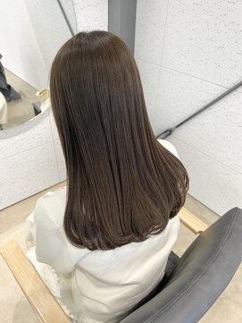 ビーヒアナウ N゜03 金沢駅西店(BE HERE NOW) オリーブブラウン×髪質改善