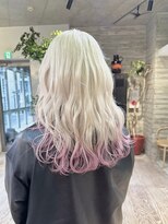 ヲタク(wotaku.)&nbsp;ホワイトミルクティー裾カラーピンクデザインカラー巻き髪