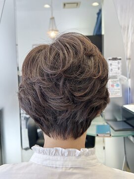 フィラージュ サロンドウィズ(filage SALON DE WITH) 美シルエットショートスタイル