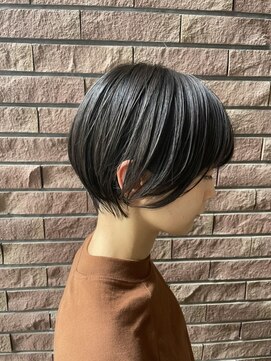 アッシュ 清瀬店(Ash) 短すぎないショートボブ