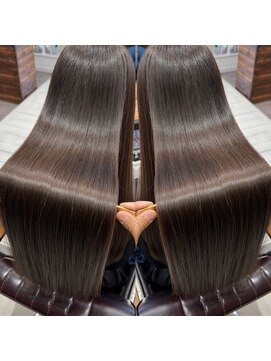 パドトロワ(Pas de trois) 髪質改善トリートメント【グラメント】新潟一番の艶髪