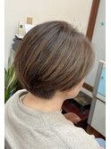 大人女子ツーブロックショートスタイル