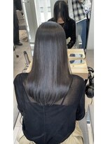 エラ(Ella) 髪質改善カラーで叶える上質ツヤ髪
