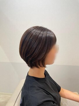 エレノア 枚方(Eleanor) ショートボブ*Aya