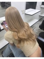 レブ 難波店(REV.) 髪質改善/ブリーチ/ダブルカラー/韓国/インナーカラー/難波