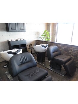 ゆったり過ごせるプライベート空間は居心地◎上質サロンで髪も心も綺麗に…。