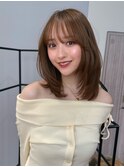 韓国ヘアミディアムレイヤーカット透明感ケアカラー