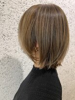 DAMANI 表参道 髪質改善/ヘッドスパ/ハイライト/白髪染め/白髪ぼかし/縮毛矯正&nbsp;似合わせカット/ミディアムレイヤーカット[表参道駅]