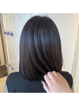 クララ ジャパン カメイド(CLALA JAPAN Kameido) 派手じゃないのに雰囲気変わるローライト