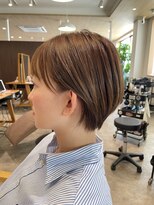 ビスポーク(BESPOKE)&nbsp;春めく軽やかさ♪オリーブベージュナチュラルマッシュショート