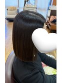 オーガニックカラー／切りっぱなしボブ