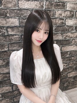 チャーム ヘア リゾート(charm hair resort)の写真/パサつき、広がりとはもうサヨナラ。思わず触れたくなる、極上のうる艶髪質改善体験をあなたに。