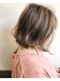ハイトーンナチュラルボブ