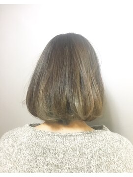 ピエドプールポッシュ(PiED DE POULE POCHE) ハイライトたっぷり！赤みの強い地毛からくすみカラーに♪