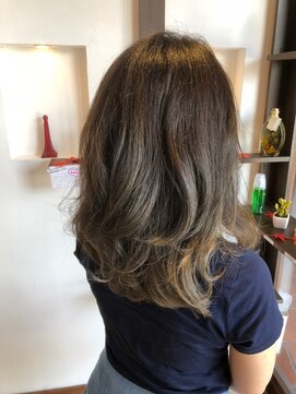 ブランシェ神領店 外国人風グレージュグラデーション☆《高橋》