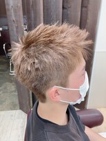 ビューティークラブジェイ アルパーク前店(Beauty club.J) ハイトーンカラー、メンズショート