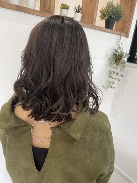 ラナニ(Lanani) ラベンダーアッシュ