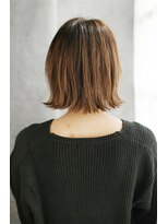 シュシュット(chouchoute)&nbsp;美髪ヘルシースタイルショコラグレーアッシュふんわりカール/135