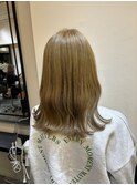 ミルクティーベージュ