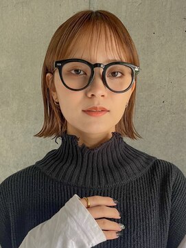 ガーデンヨコハマ(GARDEN YOKOHAMA) 切りっぱなしボブワンカール外ハネシアーカラーセミディ