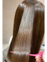 レコ(RECO)&nbsp;髪質改善さらツヤロングヘア