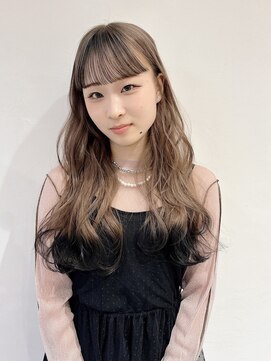 イル(ill) デザインカラー　コテ巻き　ウェーブ巻き