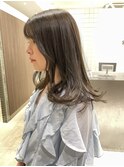 オリーブベージュ/レイヤーカット