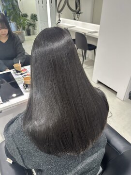 クラム(clam.) 透明感グレージュ